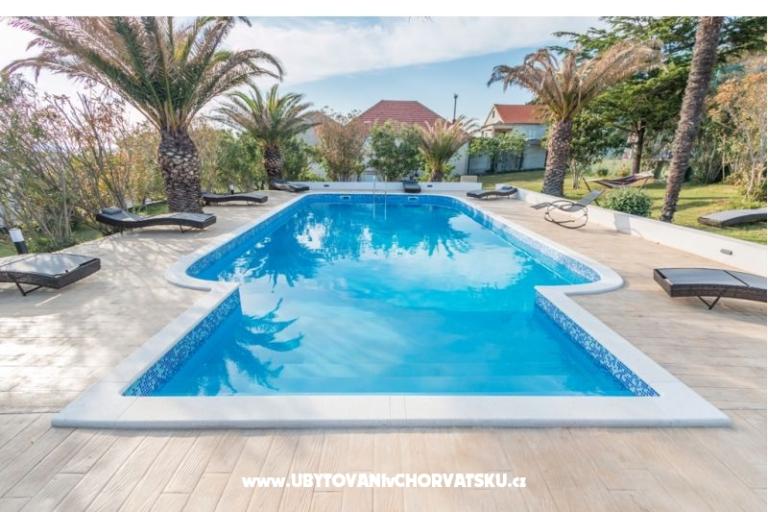  Villa Mediterano Bibinje + pool – фото 18