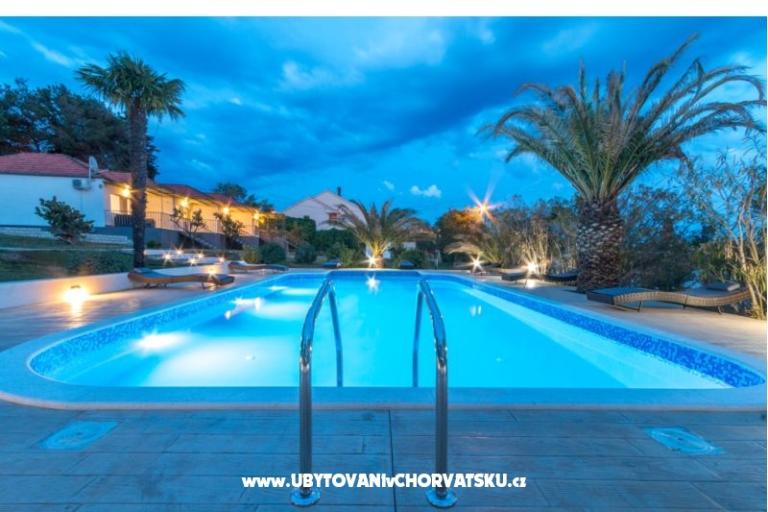  Villa Mediterano Bibinje + pool – фото 4