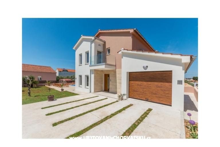 Holiday house vila Kunfin – фото 8