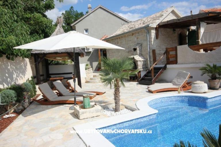 Stone Brela- swimming pool, grill – фото 3