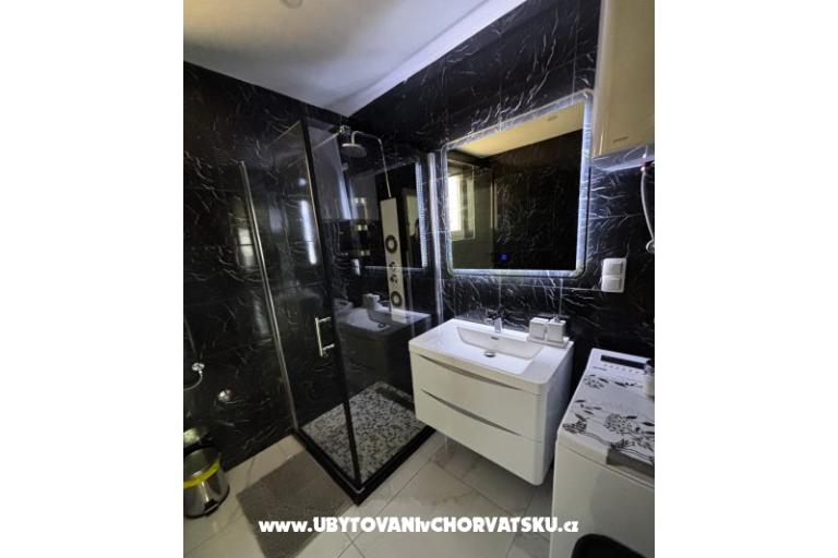 Delux apartment, heated pool – фото 19