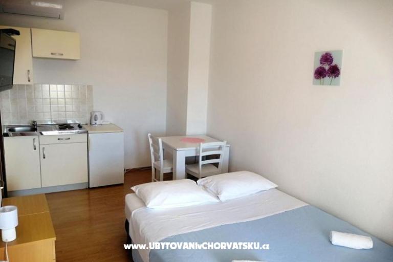 Dalmatinska kamena kuća – фото 12