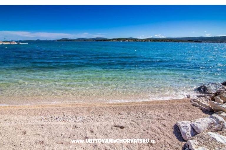Dalmatinska kamena kuća – фото 18
