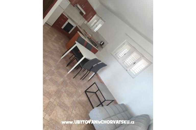Ina’s house – фото 11