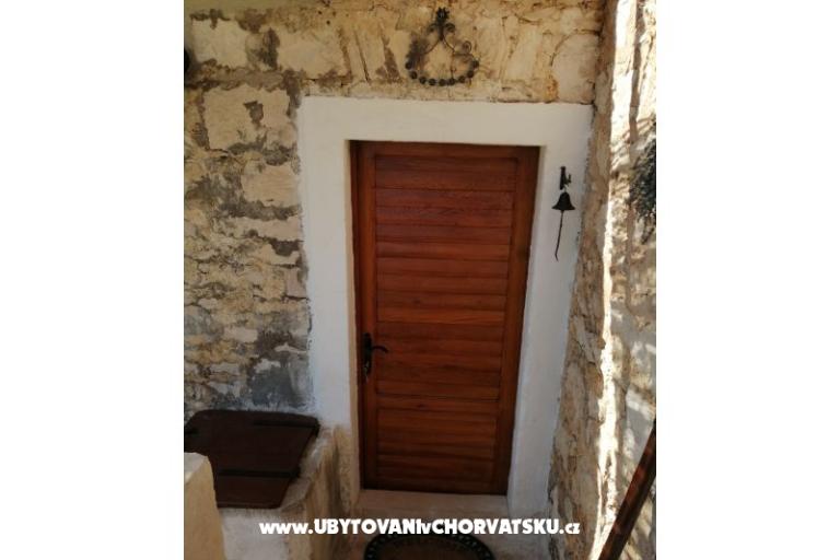 каменный дом za odmor Ostojić – фото 20