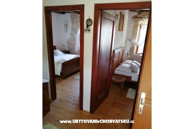 каменный дом za odmor Ostojić – фото 21
