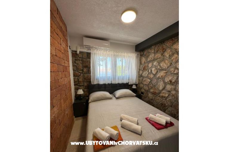 Villa Amfora with Pool - Karlobag – фото 19