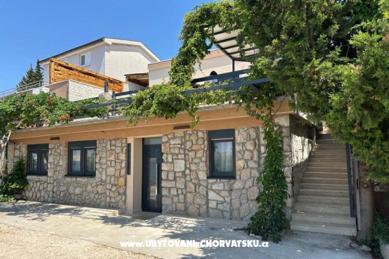 Villa Amfora with Pool - Karlobag – фото 26