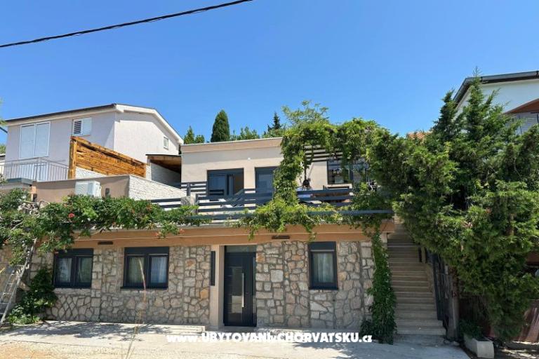 Villa Amfora with Pool - Karlobag – фото 27