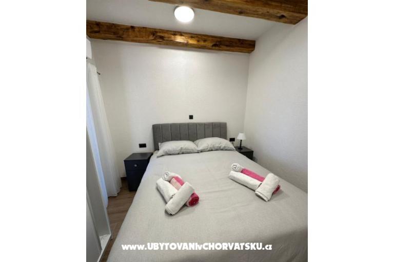 Villa Amfora with Pool - Karlobag – фото 9