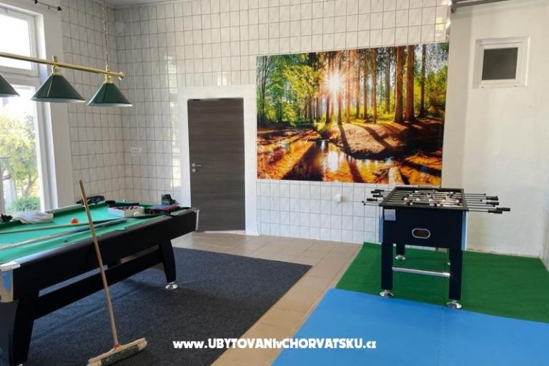 Villa Robert 2 с бассейном Cesarica – фото 10