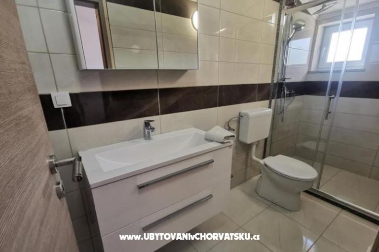 Villa Robert 2 с бассейном Cesarica – фото 6
