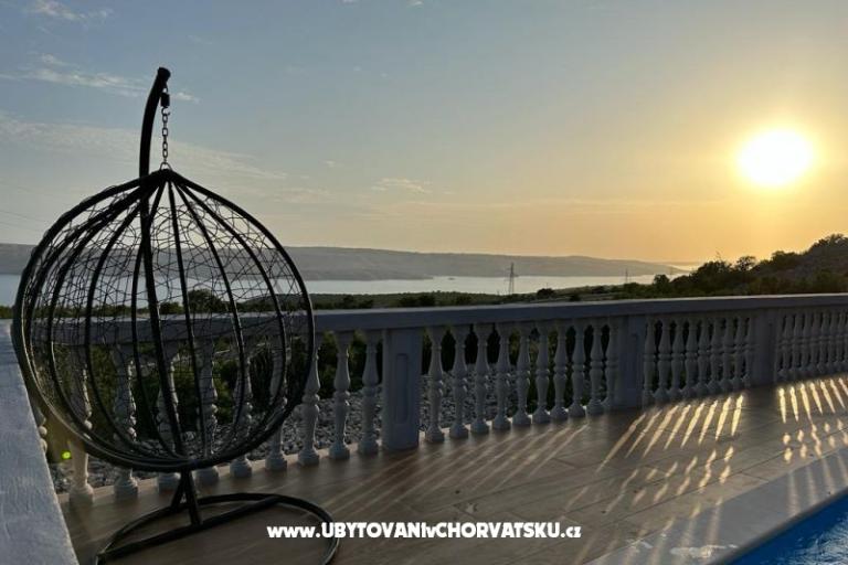 Villa Robert 2 с бассейном Cesarica – фото 9