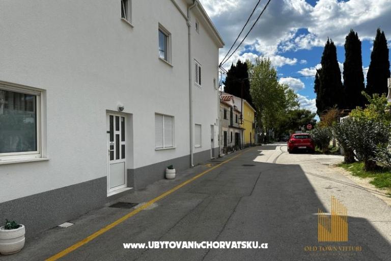 Town center Viturri Luxury apartman – фото 17