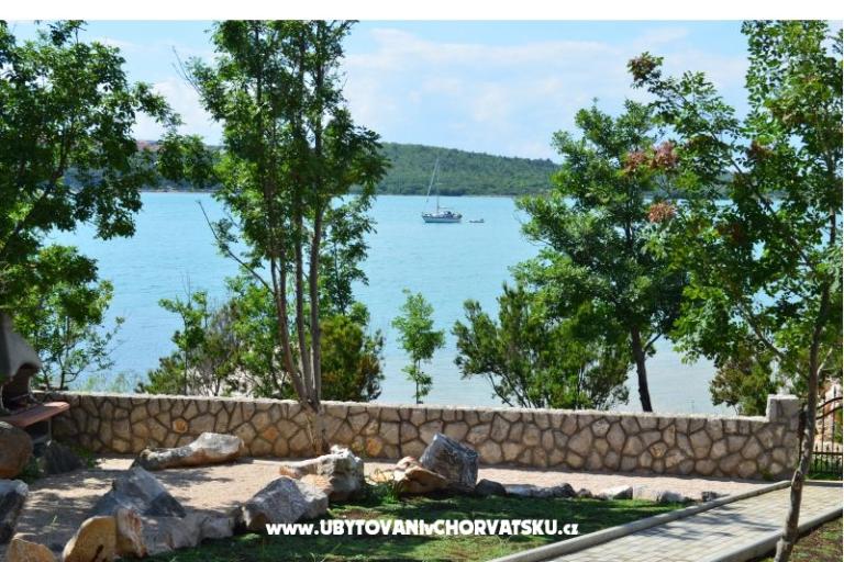 Villa Klimno direct на пляже – фото 16