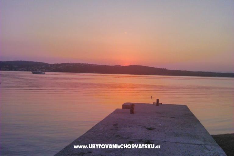 Villa Klimno direct на пляже – фото 8