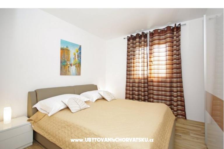 Lux AP6+2 jacuzzi – фото 10