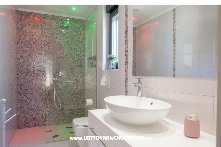 Villa in Makarska, private pool – фото 19