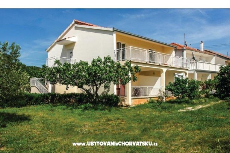 Karabatić Joško апартаменты – фото 3