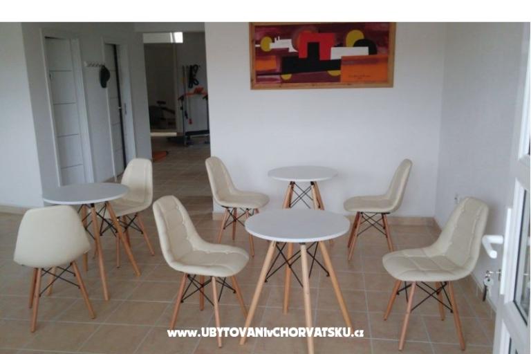 Villa Luka - jacuzzi, pool, sauna – фото 8