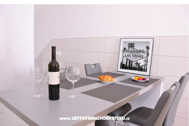 Macadams apartmani i restoran – фото 15