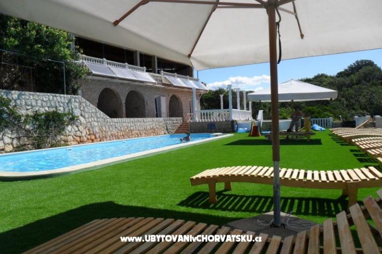Macadams apartmani i restoran – фото 3