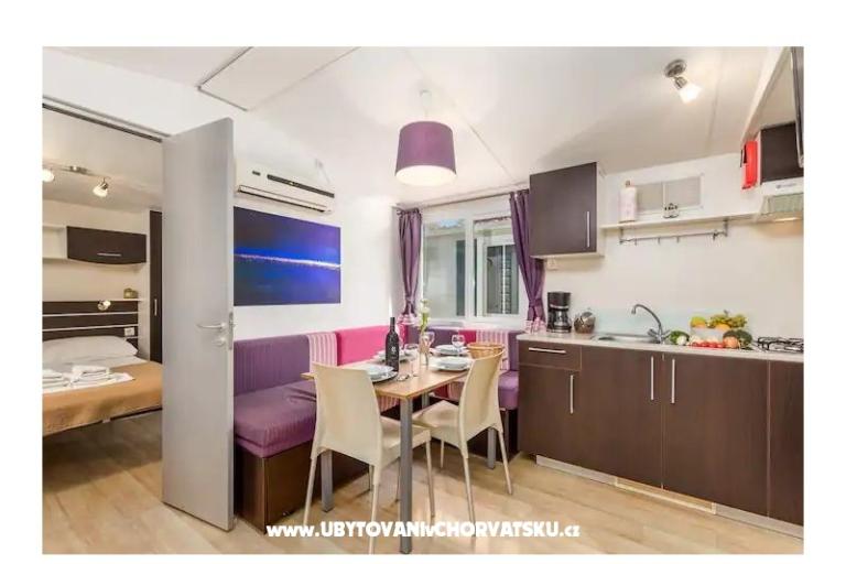 Mobile Home Luna - Камп Straško – фото 3