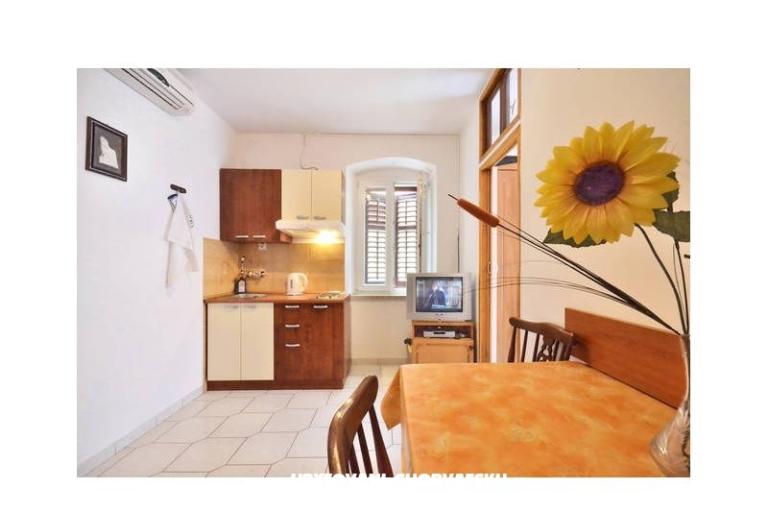 апартаменты Stari Grad /Omiš center/ – фото 15