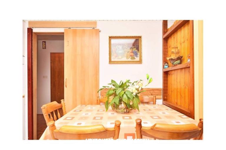 апартаменты Stari Grad /Omiš center/ – фото 8