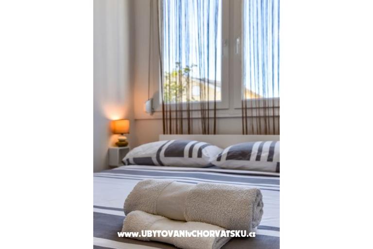 апартамент с бассейном и jacuzzi – фото 25