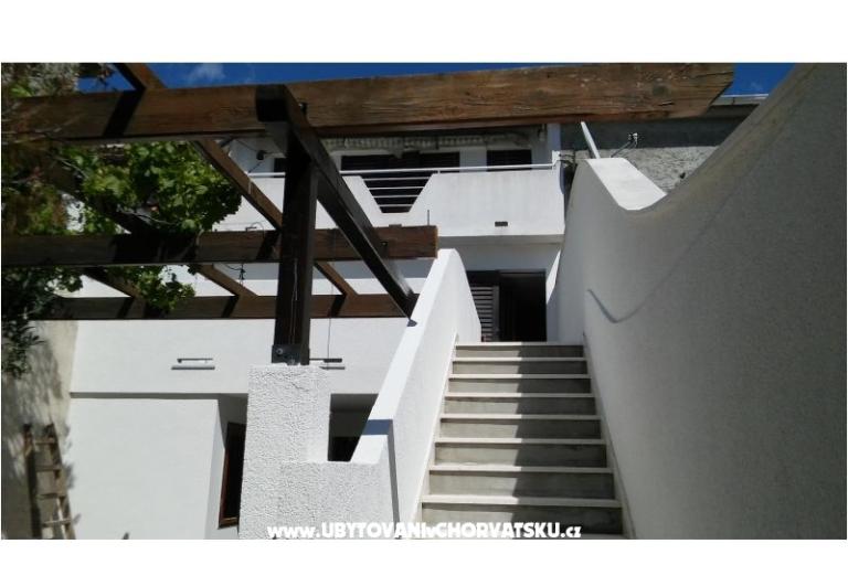 Renovated old house near sea in Pag – фото 2
