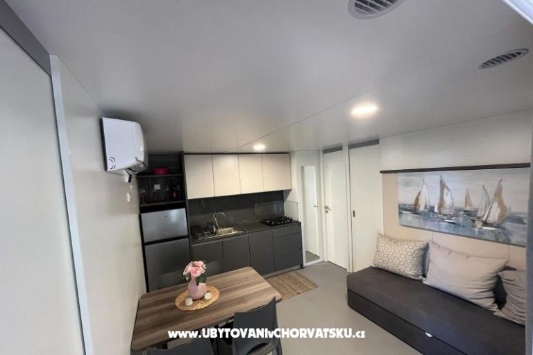 Mobile home Sunny day – фото 11