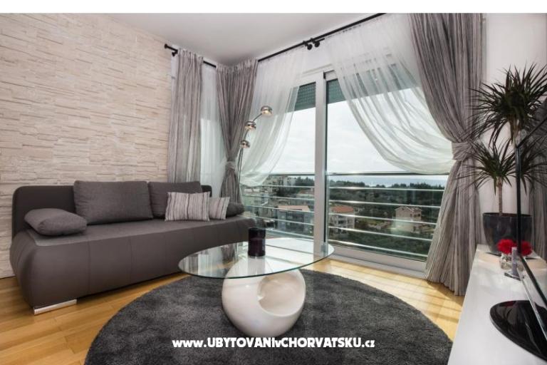 Bubbles Luxury Penthouse with jacuz – фото 16
