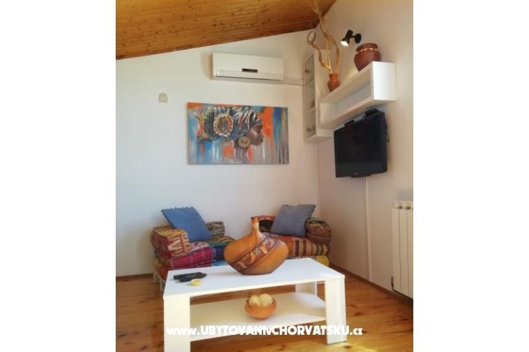 G- attic apartman – фото 11