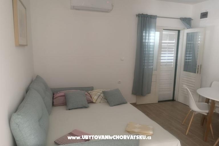 апартаменты 10 metara od mora – фото 26