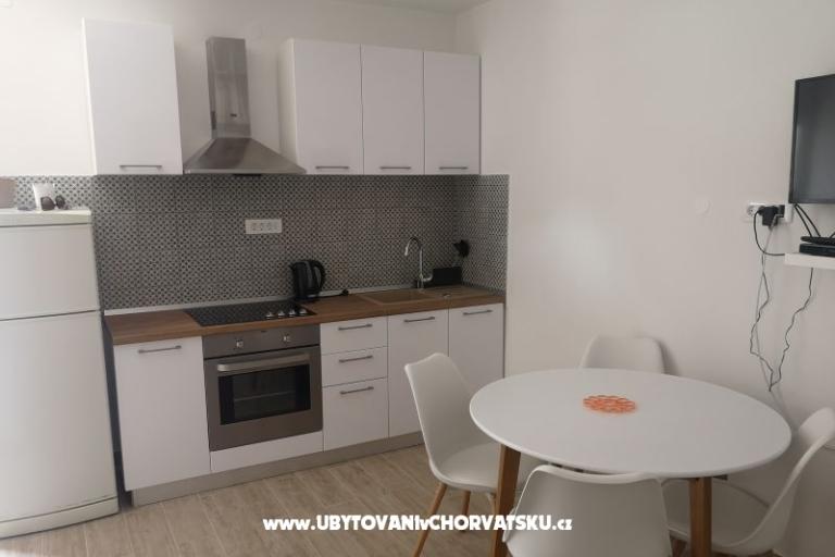 апартаменты 10 metara od mora – фото 9