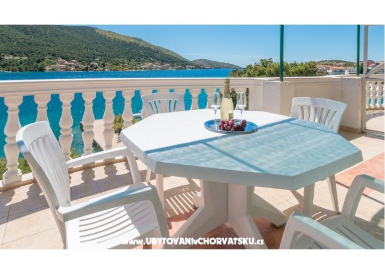 апартаменты Bonaca - Prvi red do mora – фото 10
