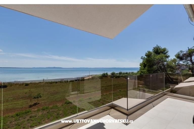 Crowonder Sun Garden – фото 11