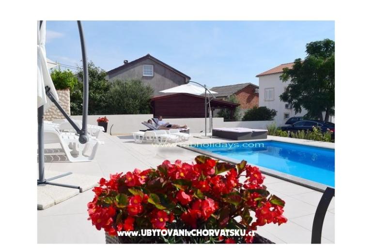 Villa Marija with Pool – фото 15