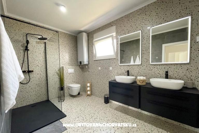Brи new holiday house Mila – фото 13