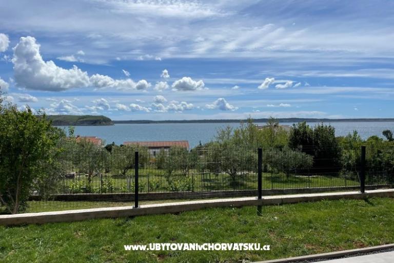 Brи new holiday house Mila – фото 18