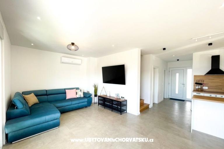 Brи new holiday house Mila – фото 7