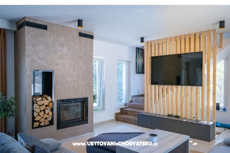Riverside house pool jacuzi sauna – фото 23