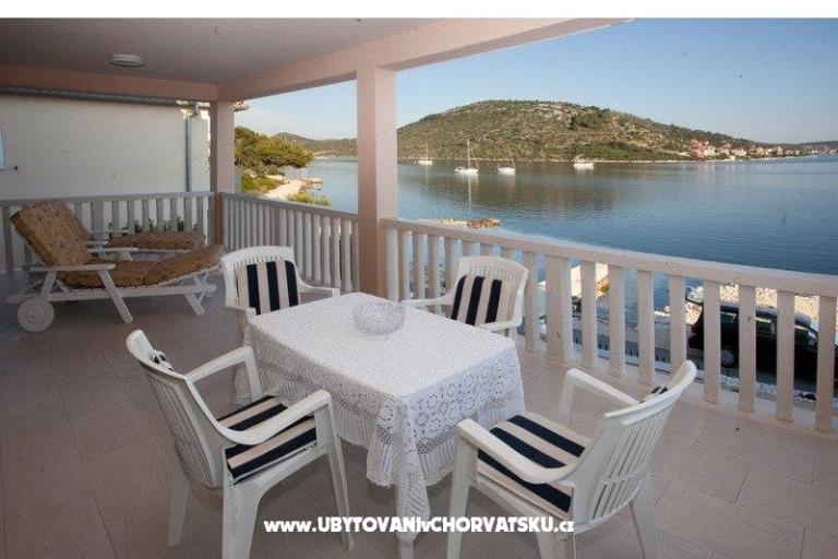 Beach apartments Rogoznica – фото 3