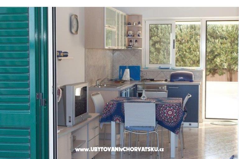 Beach apartments Rogoznica – фото 9
