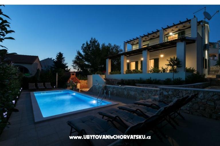 Villa Marina + pool – фото 15
