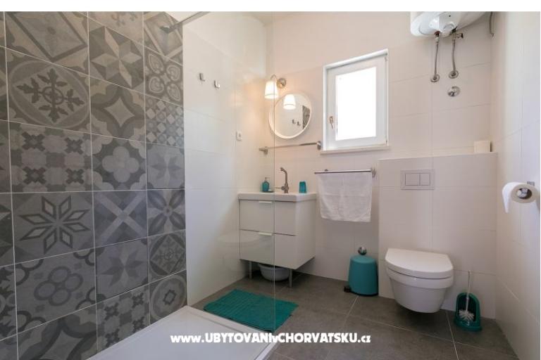 Villa Marina + pool – фото 16