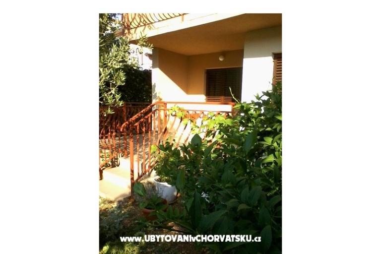 Ružica apartments Rogoznica – фото 12