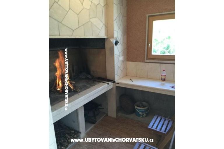 Vinka apartments DIREKT NA PLAŽI – фото 13