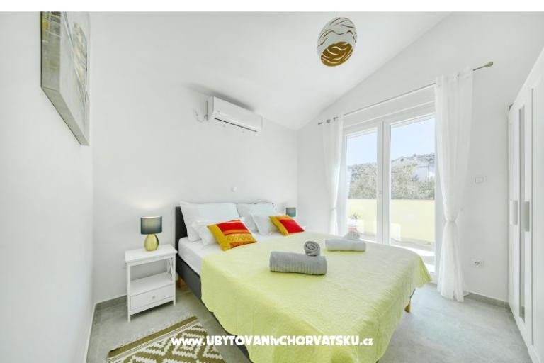 Villa Gaby with heated pool – фото 12